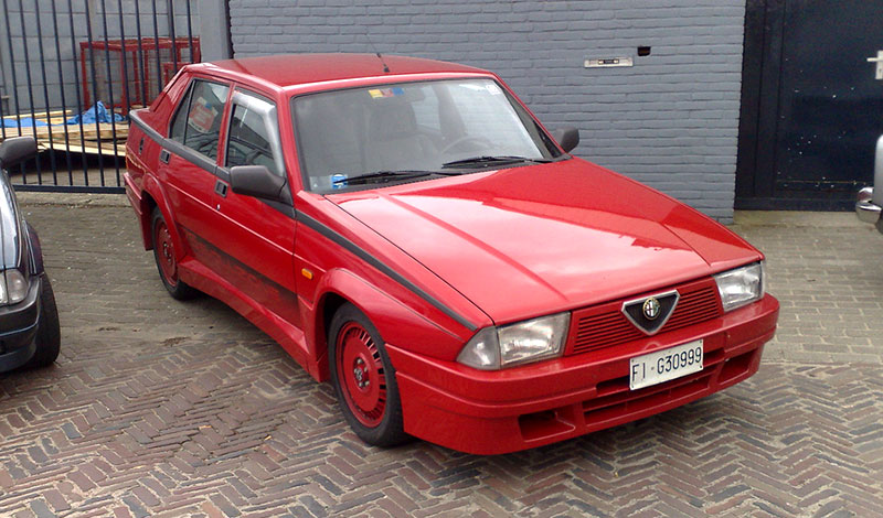 Alfa Romeo 75